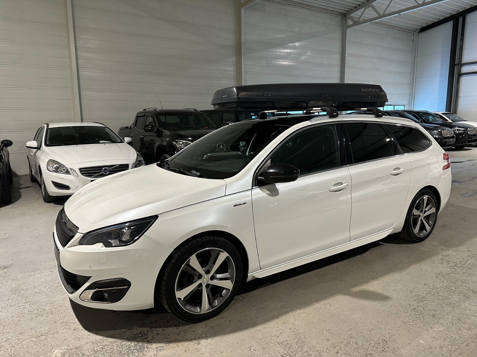 Peugeot 308 GT Line 120hk Skinn|Krok|Kamera|Soltak|Navi|Eu 2026/06 2