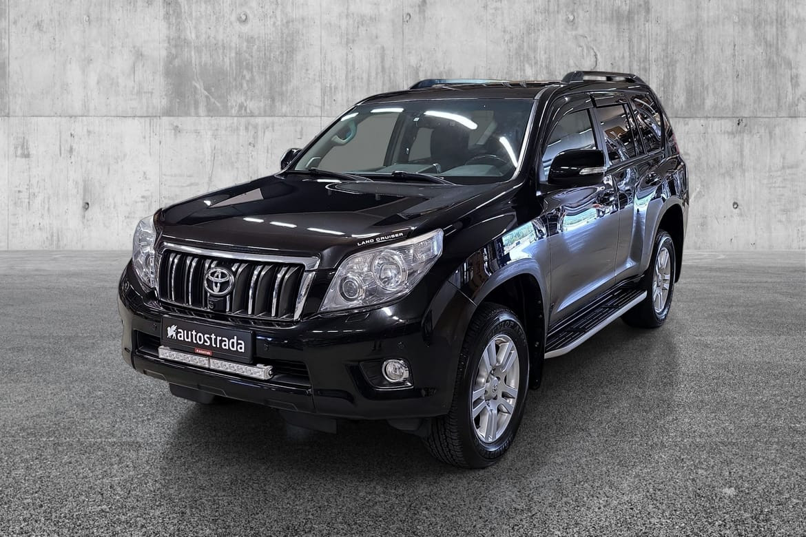 Toyota Land Cruiser 5 Seter/Skinn/Hengerfeste/Dieselvarmer 2012, 189 000 km, kr 449 000,-