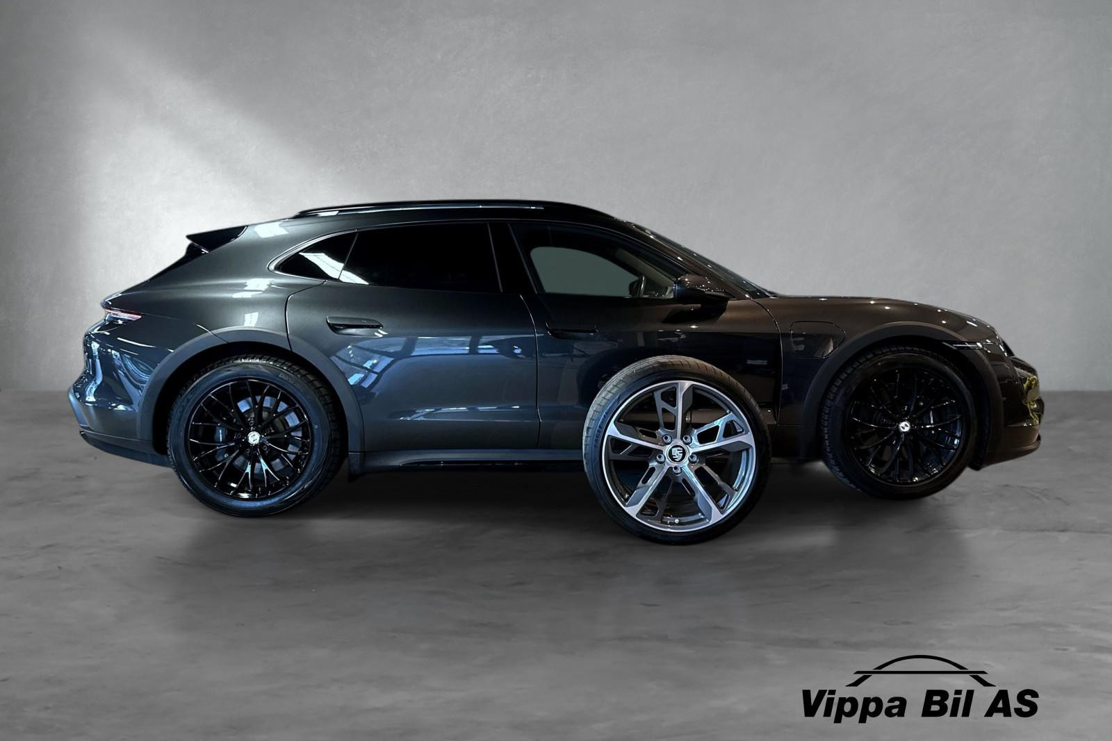 Porsche Taycan Cross Turismo 4 / 476HK / Panorama / ACC / 21" / Luft ++