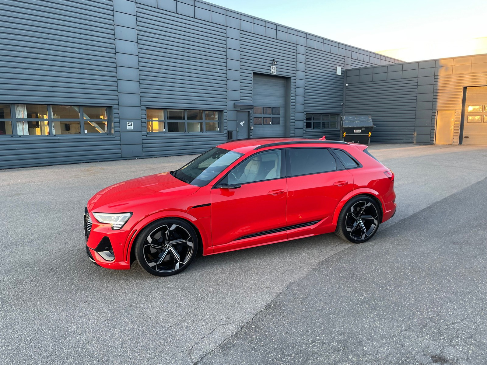 Audi e-tron 60S/Sstoler/360/Matrix/Krok/Headup/B&O/Valcona/Ambiente 3