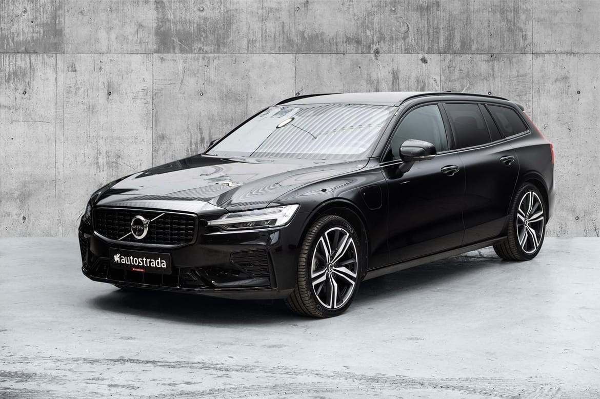 Volvo V60 T8 II R-Design I Harman Kardon I 360kam. I H.feste 2022, 47 000 km, kr 539 000,-