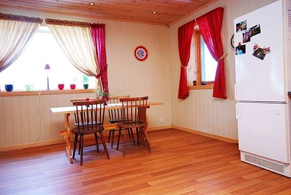 Spiseplass kjøkken 1. etg Galleribilde