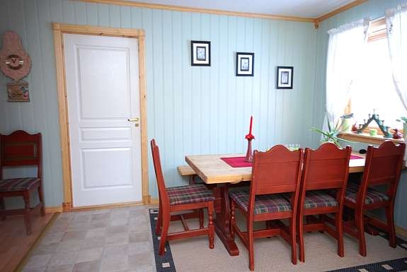 Spiseplass kjøkken 2. etg Galleribilde