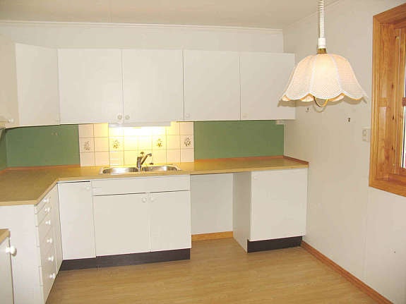 Kjøkken med spiseplass Galleribilde