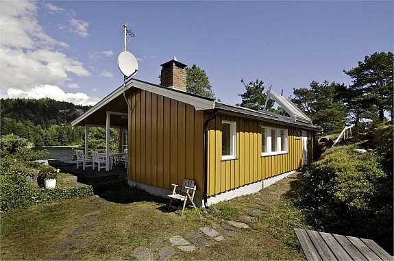 Hytta sett fra nord-vest Galleribilde