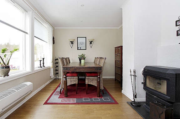 Spisestue med vedovn Galleribilde