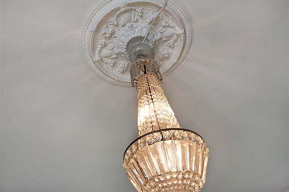 Prismekrone i stue Galleribilde