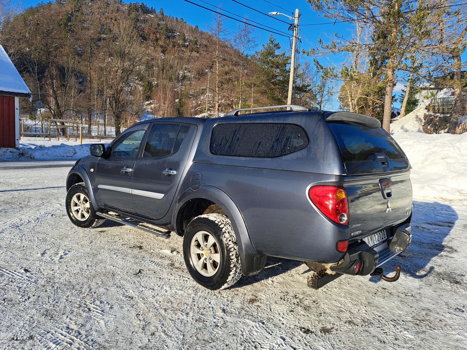 Mitsubishi L200 Bud motatt. 5 seter personbil 3