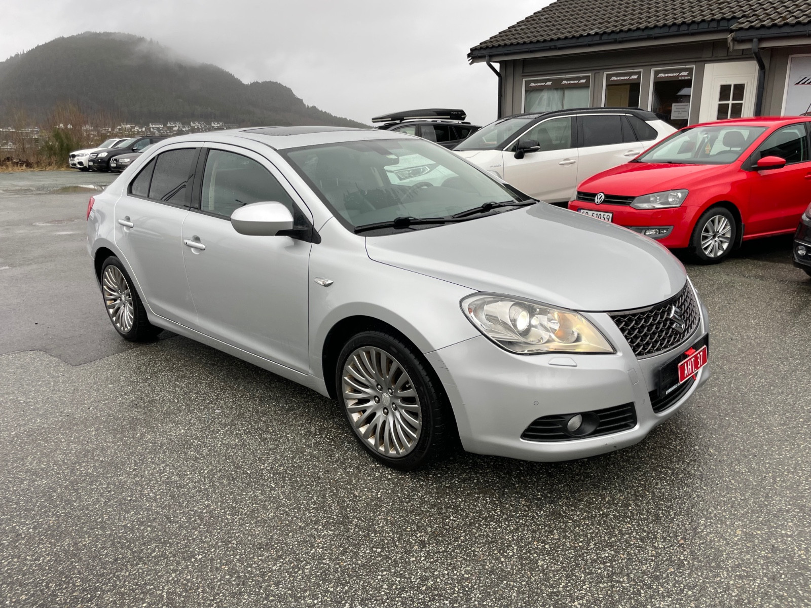 Suzuki Kizashi Kizashi 2.4 178hk Automat 4x4/skinn(lav km stand) 3