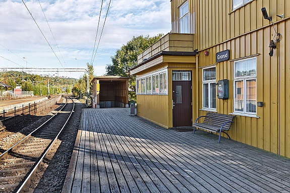 Togstasjonen. Galleribilde