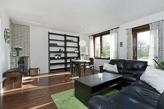 Stue med utgang til balkong på ca 5,5m2 Galleribilde