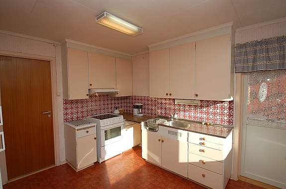 Kjøkken med utgang til veranda Galleribilde