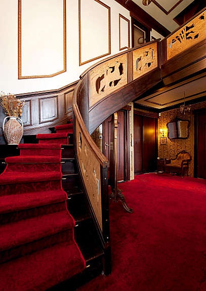 hall/innvendig trapp Galleribilde