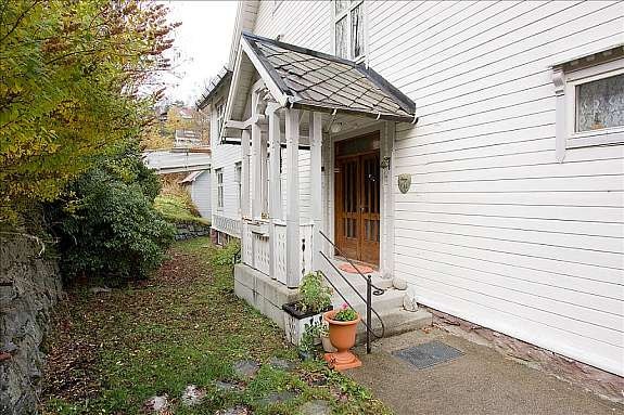 Inngangsparti Galleribilde