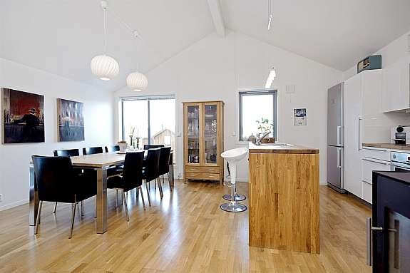 god plass for spisestue Galleribilde