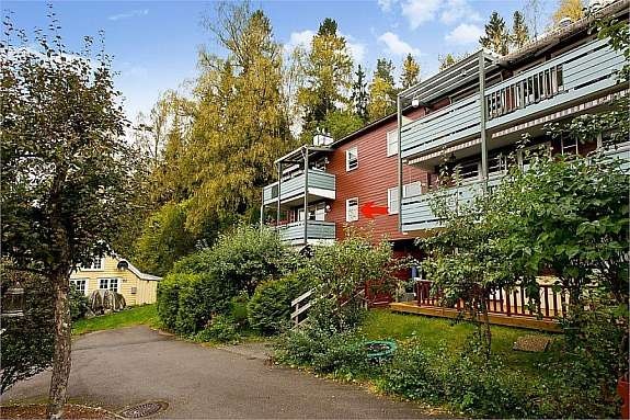 Leiligheten ligger helt innerst på borettslagets eiendom. Unik beliggenhet! Galleribilde