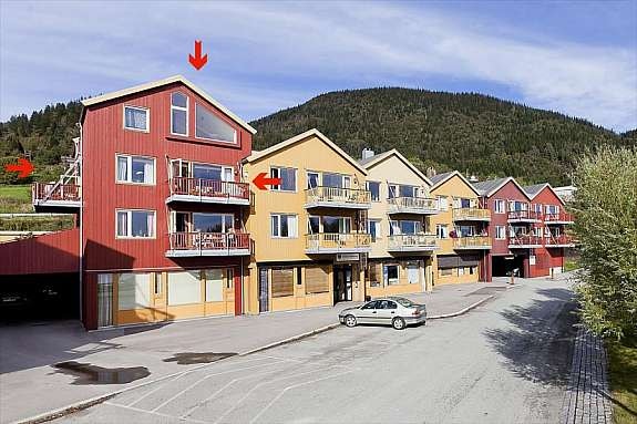 Fremsiden av leiligheten nyer panoramautsikt over Trondheimsfjorden. Galleribilde