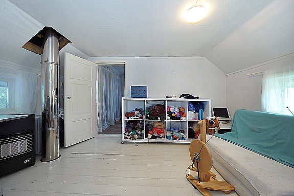 Soverom rødt hus Galleribilde