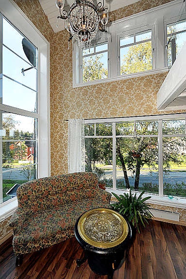 Stue hvitt hus Galleribilde