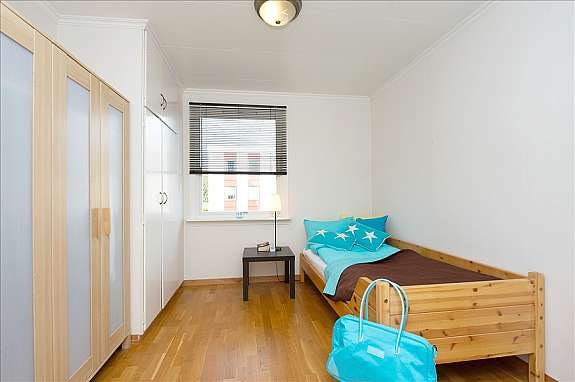 Soverom med skapplass Galleribilde