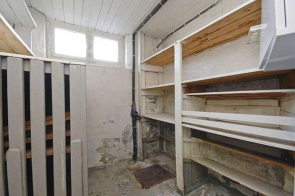 Kjellerrom Galleribilde