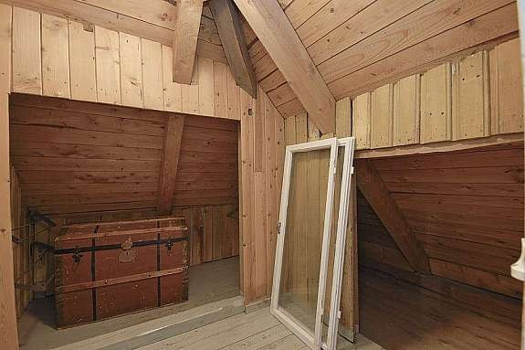 Loftsbod Galleribilde