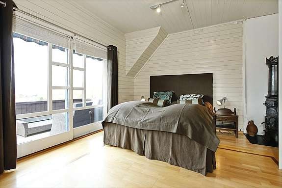 Soverom med utgang vestvendt balkong Galleribilde