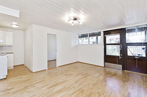 Leiligheten har nylig blitt oppusset med nye overflater. Galleribilde