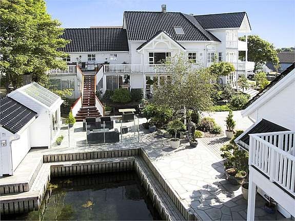 Skjermet bryggeanlegg Galleribilde