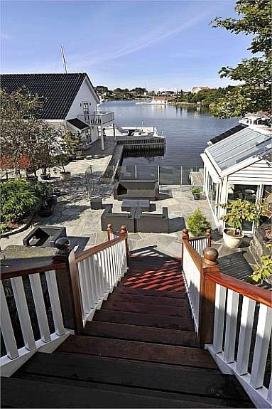 Mahogny-utetrapp Galleribilde