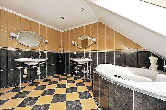 Bad - velutstyrt Galleribilde