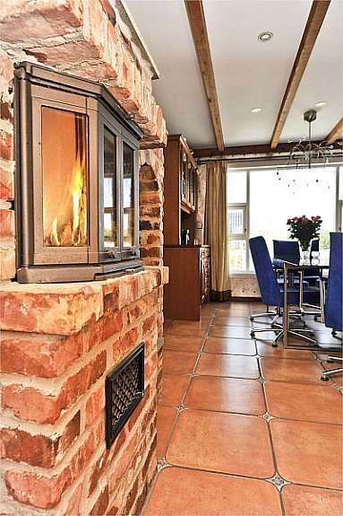 Spisestue med gruepeis Galleribilde