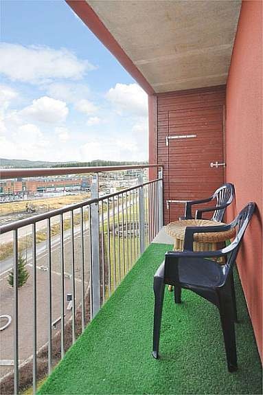 Østvendt balkong m/bod ut fra ett soverom Galleribilde