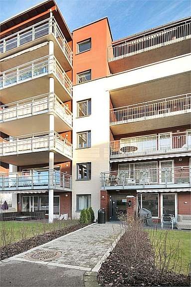 Fasade, inngangspart Galleribilde