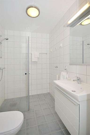 Bad 1av 2, begge m/varme i gulv. Galleribilde