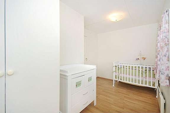 Soverom 1 av 3 sett fra balkongdør Galleribilde