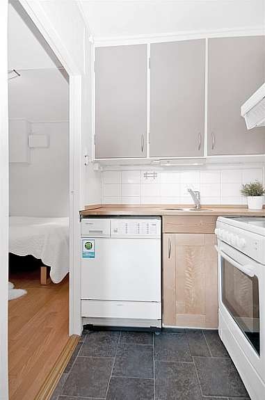 Kjøkken mot sovealkove Galleribilde