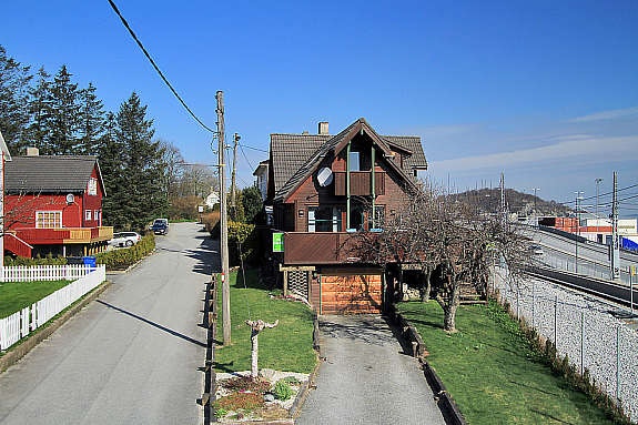 Mot innkjørsel/garasje Galleribilde