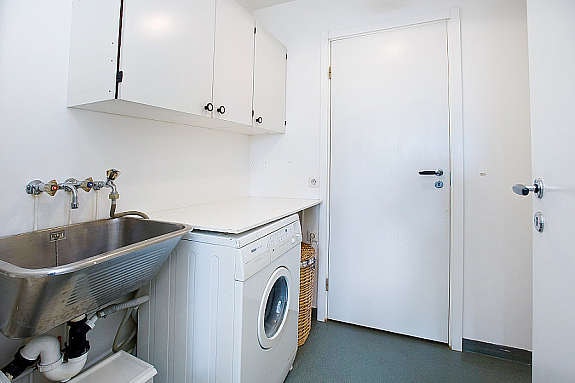 Vaskerom Galleribilde