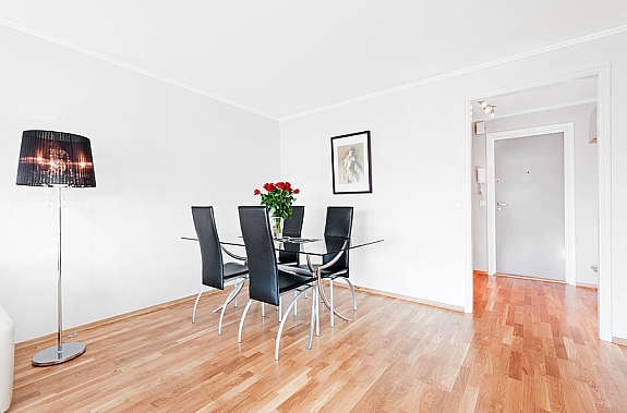 Stue med spiseplass Galleribilde