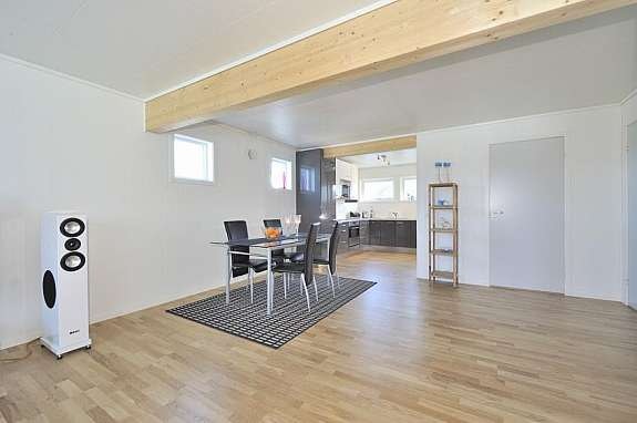 Romslig og fin stue Galleribilde