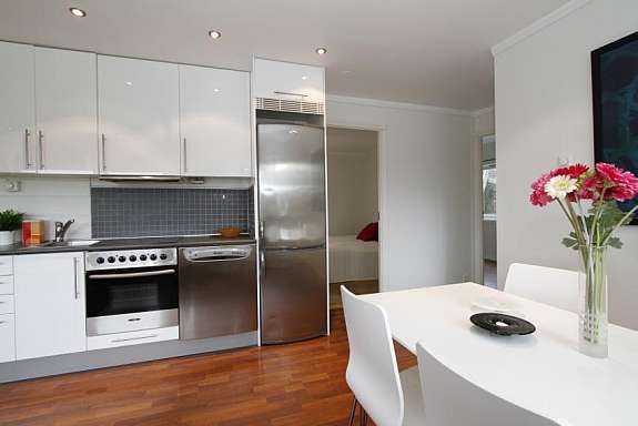 Kjøkken med integrerte hvitevarer Galleribilde