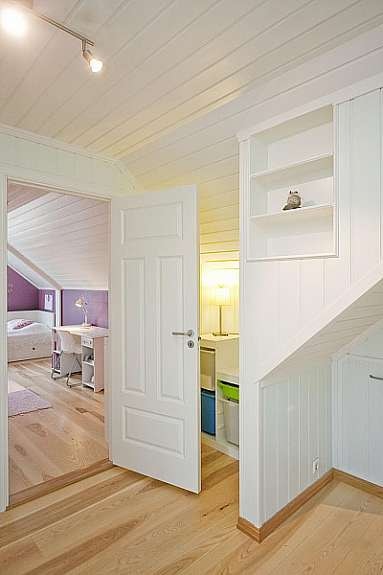 Trapperom/gang 2 etg. Galleribilde