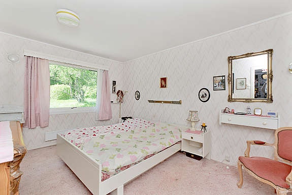 Hovedsoverom har direkte adkomst til bad. Galleribilde