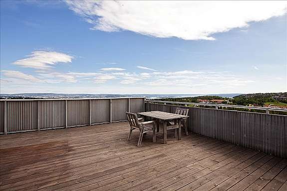 Stor felles takterrrasse Galleribilde