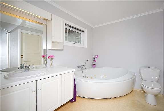 bad 1.etg. Galleribilde