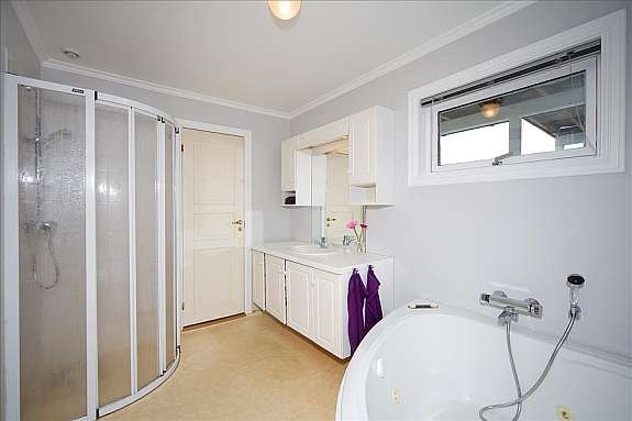 bad 1.etg. Galleribilde