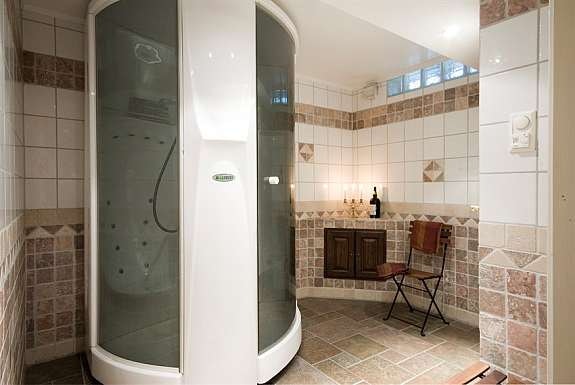 Romersk bad med steamdusj Galleribilde