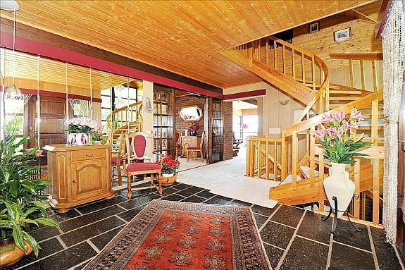 48333_Hall_1 Galleribilde