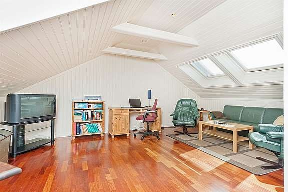 Loftsstue Galleribilde